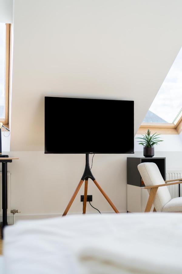 Apartment Myflat - Bright Near Station Wien