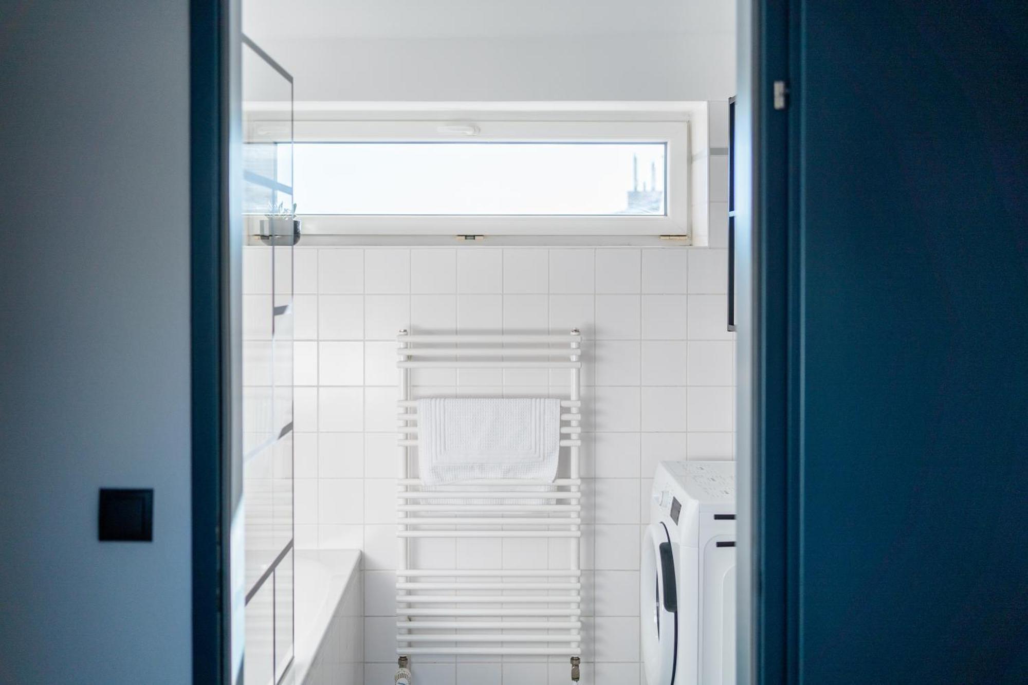 Myflat - Bright Near Station Wien